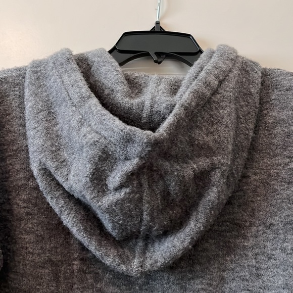 Banana Republic Hoodie Sweater - Picture 5 of 6